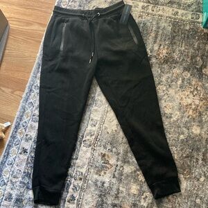 Black men’s sweatpants